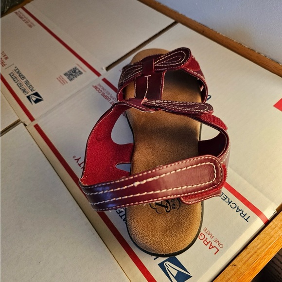 BASS UEC Womens Sandals Size 9 Red Tabitha Comfort
Sandals Black Sole - Picture 15 of 16